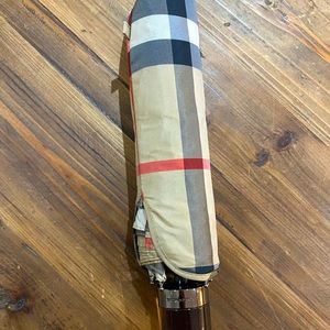 Burberry umbrella